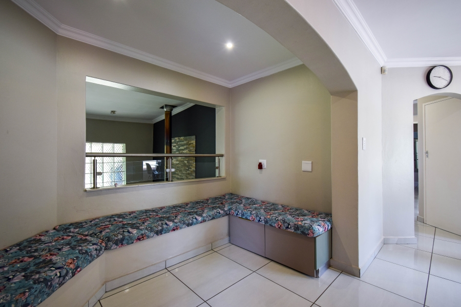 4 Bedroom Property for Sale in Elardus Park Gauteng