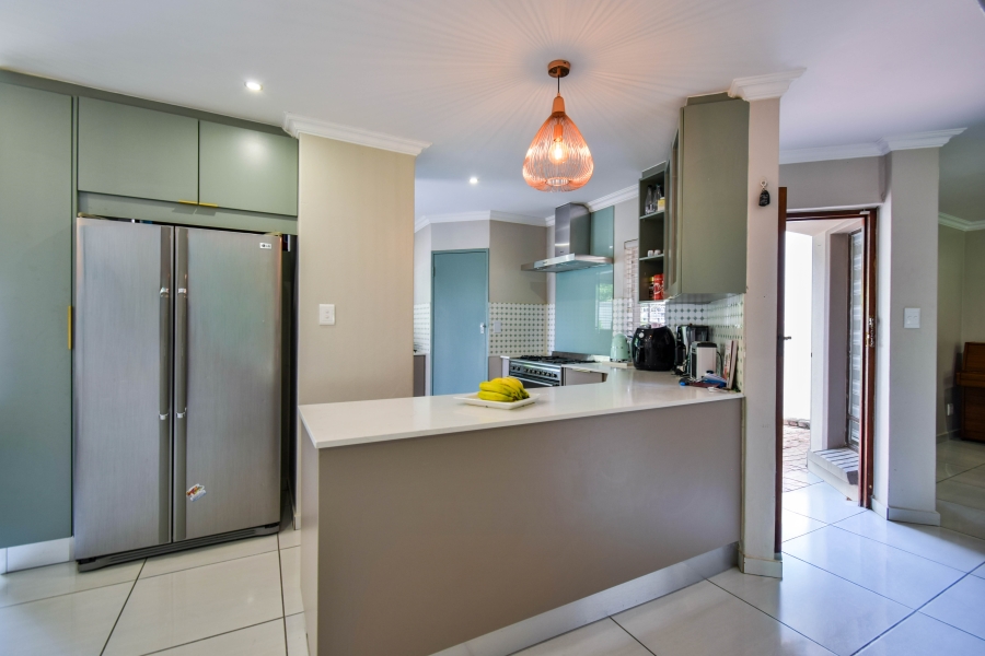 4 Bedroom Property for Sale in Elardus Park Gauteng