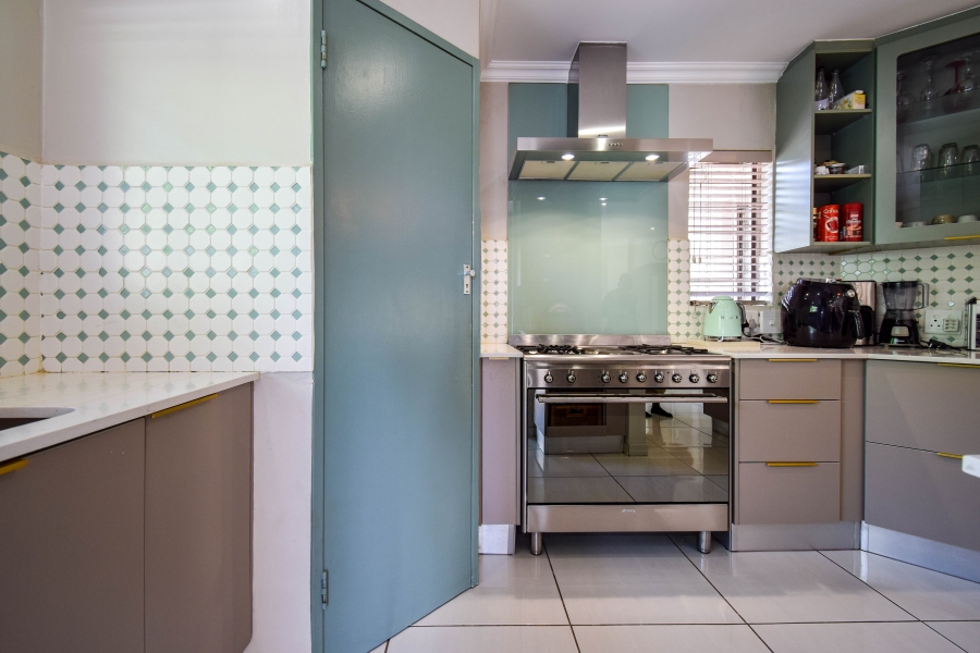 4 Bedroom Property for Sale in Elardus Park Gauteng