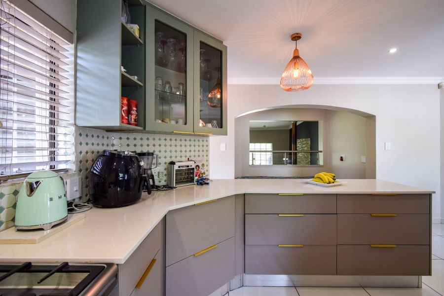 4 Bedroom Property for Sale in Elardus Park Gauteng