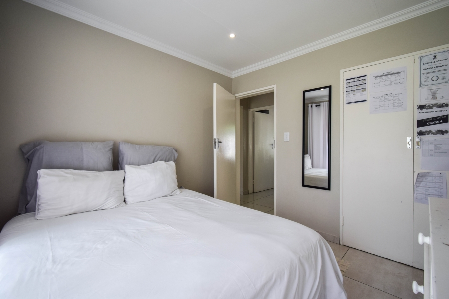 4 Bedroom Property for Sale in Elardus Park Gauteng