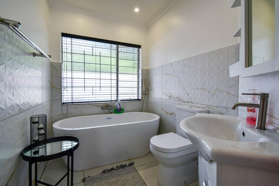 4 Bedroom Property for Sale in Elardus Park Gauteng