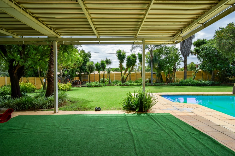 4 Bedroom Property for Sale in Elardus Park Gauteng