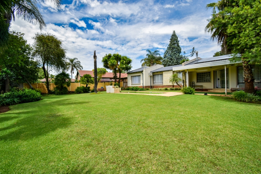 4 Bedroom Property for Sale in Elardus Park Gauteng