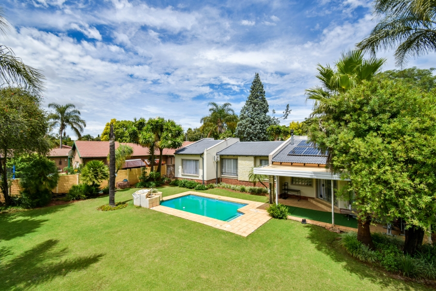 4 Bedroom Property for Sale in Elardus Park Gauteng