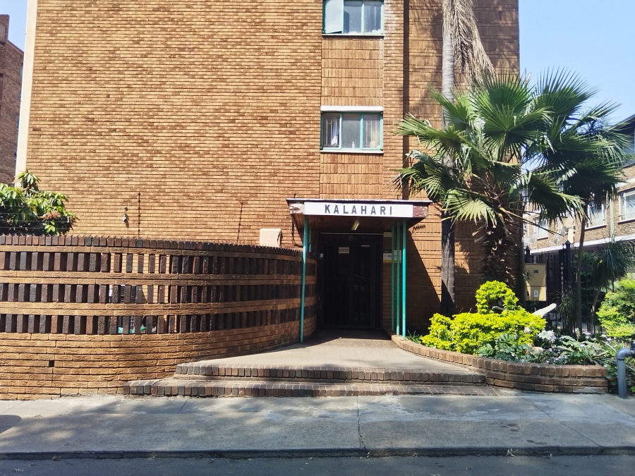 2 Bedroom Property for Sale in Sunnyside Gauteng