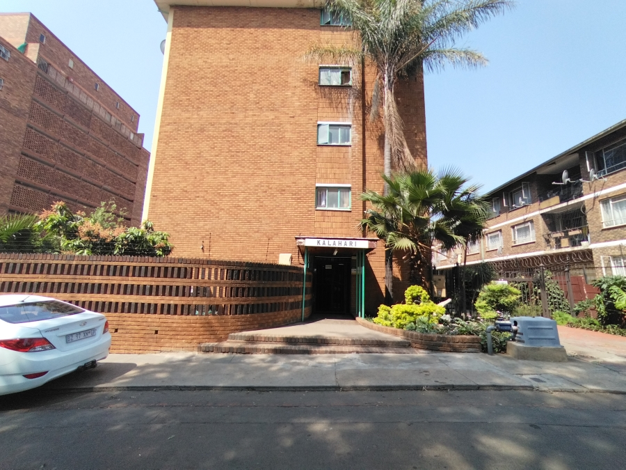 2 Bedroom Property for Sale in Sunnyside Gauteng