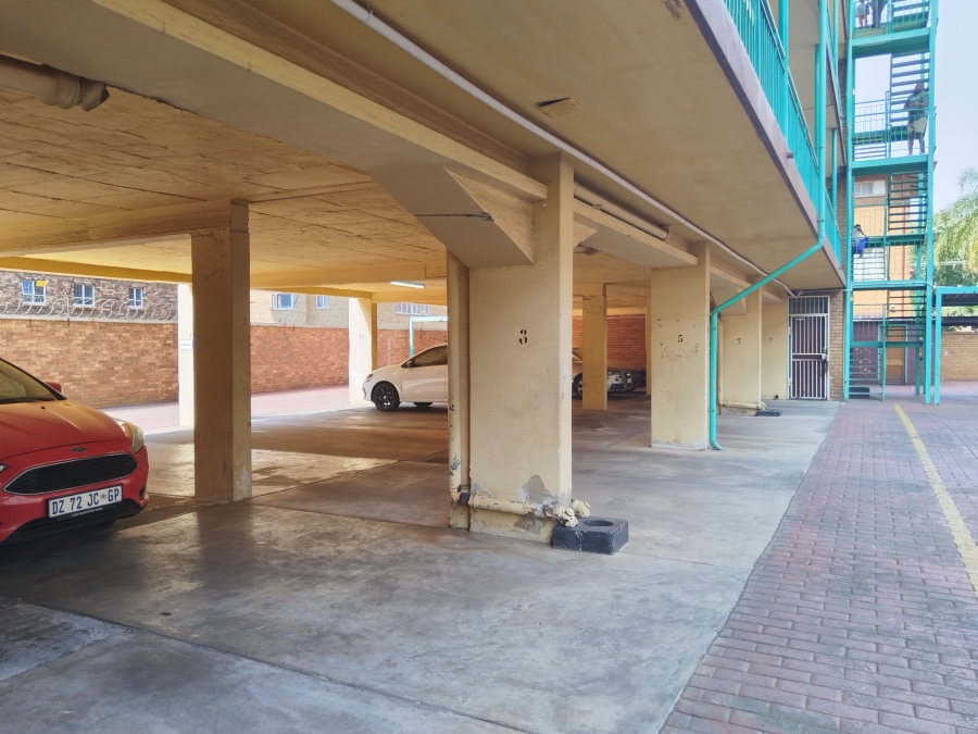 2 Bedroom Property for Sale in Sunnyside Gauteng