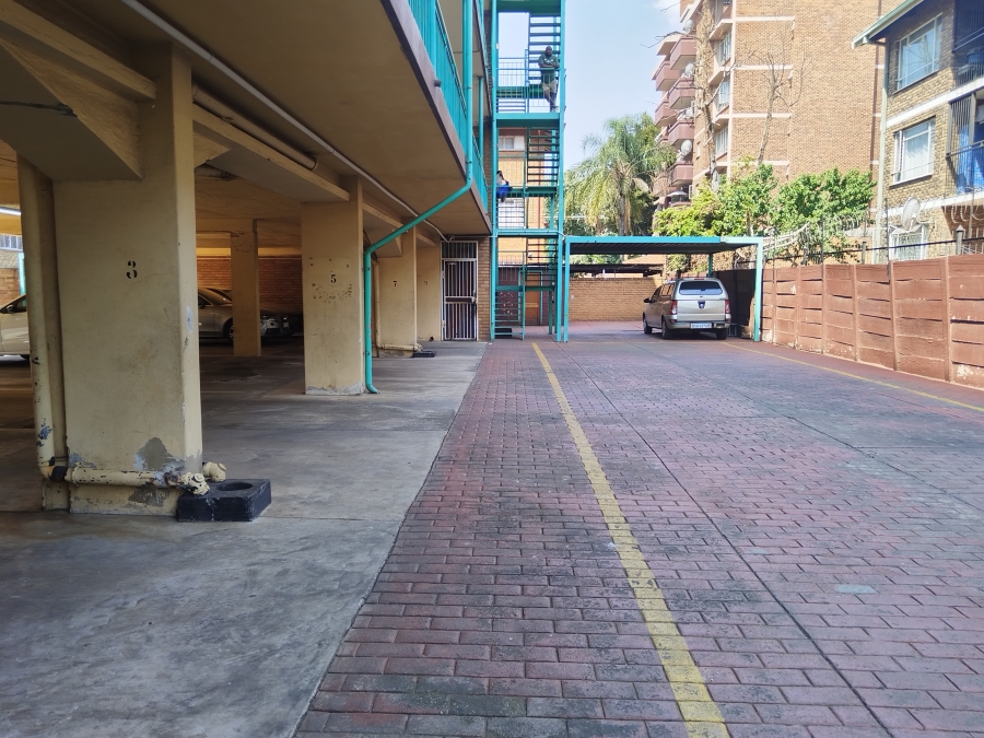 2 Bedroom Property for Sale in Sunnyside Gauteng