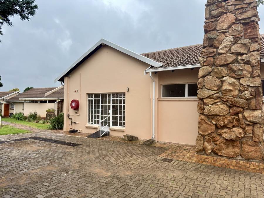 2 Bedroom Property for Sale in Die Wilgers Gauteng