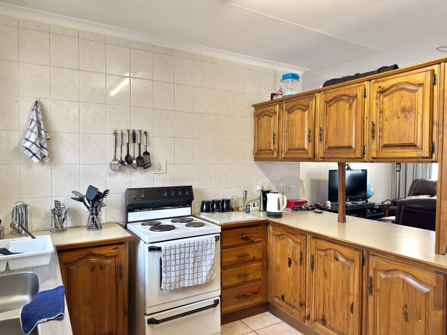 2 Bedroom Property for Sale in Die Wilgers Gauteng