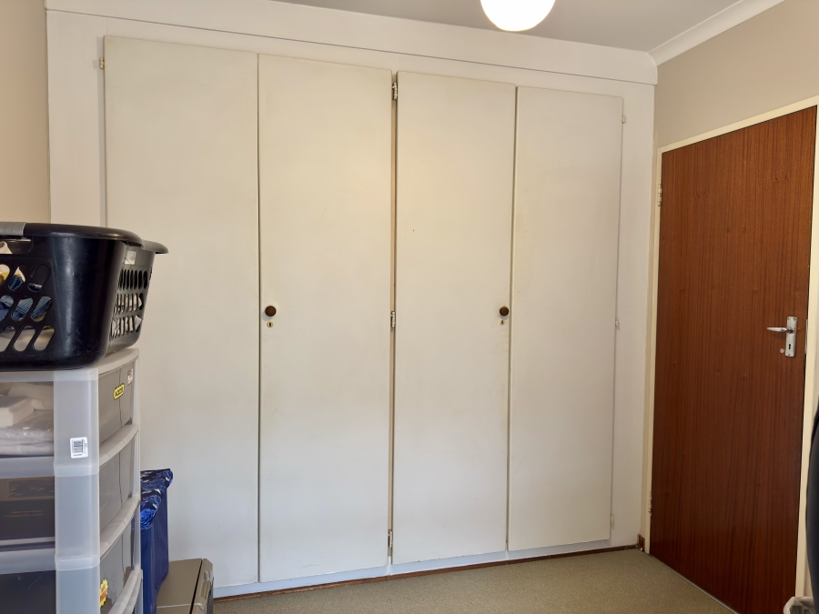 2 Bedroom Property for Sale in Die Wilgers Gauteng