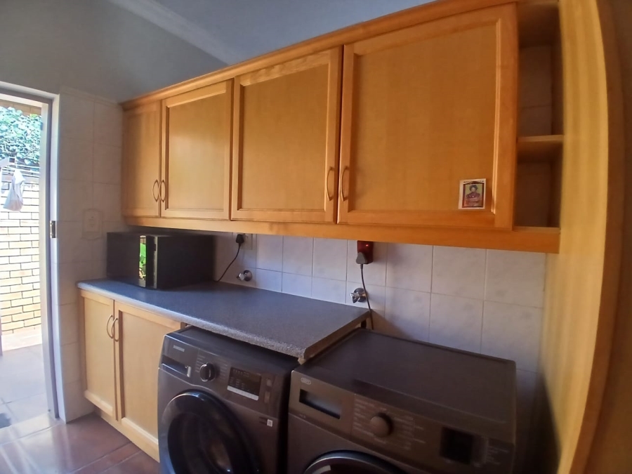 To Let 3 Bedroom Property for Rent in Silverton Gauteng
