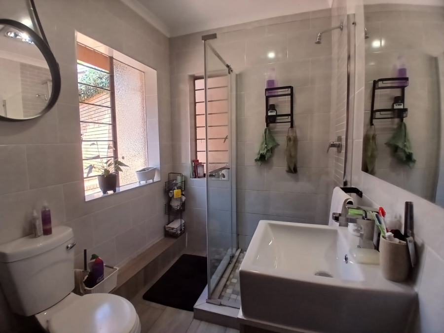 To Let 3 Bedroom Property for Rent in Silverton Gauteng