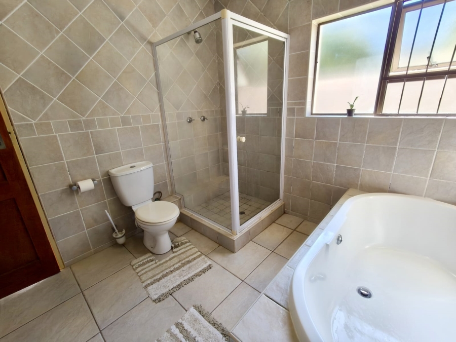 4 Bedroom Property for Sale in Celtisdal Gauteng