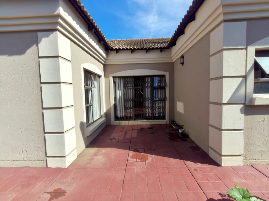 4 Bedroom Property for Sale in Celtisdal Gauteng