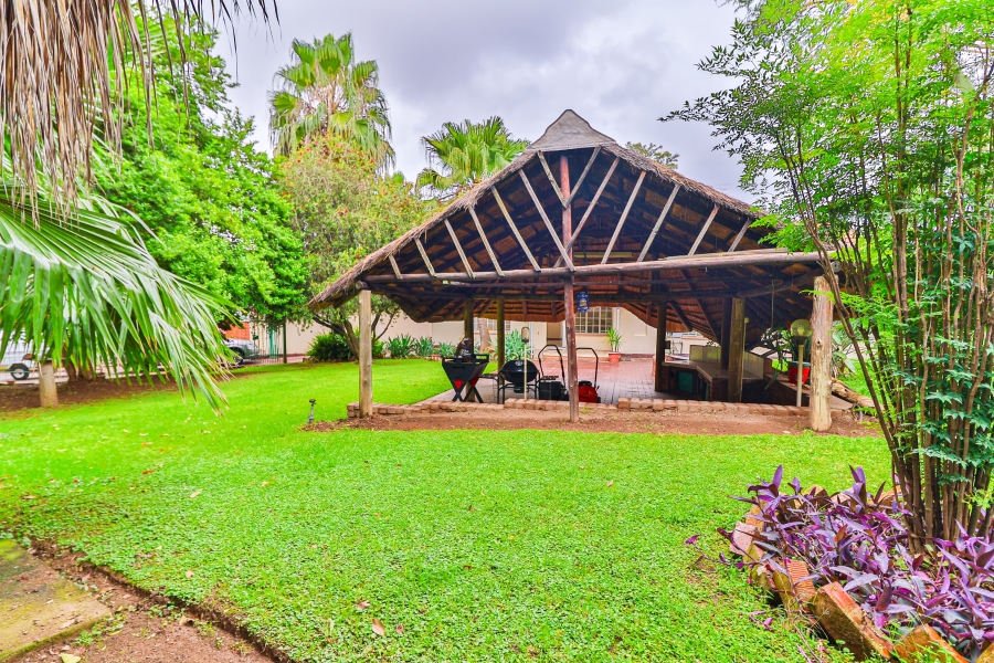 3 Bedroom Property for Sale in Garsfontein Gauteng