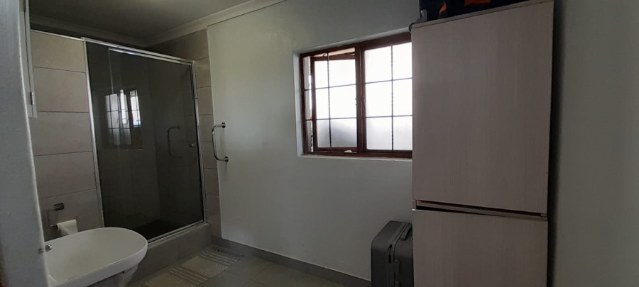 5 Bedroom Property for Sale in Waterkloof Ridge Gauteng