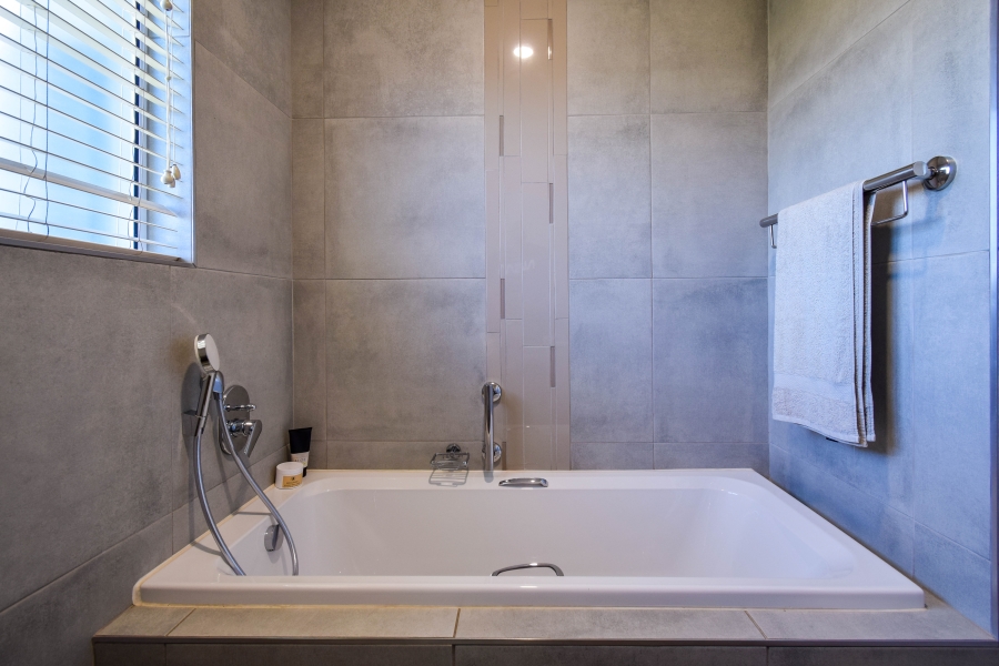 2 Bedroom Property for Sale in Waterkloof Marina Retirement Estate Gauteng