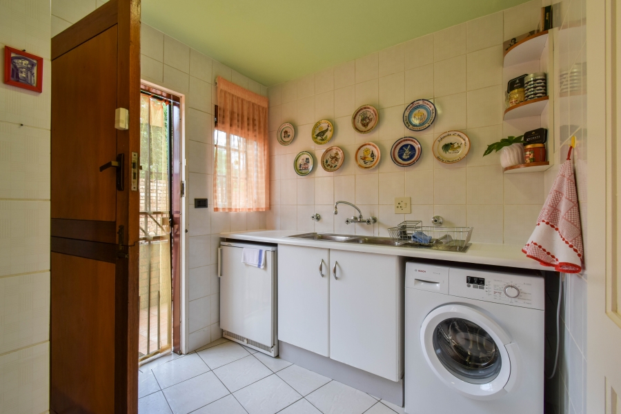 4 Bedroom Property for Sale in Wapadrand Gauteng