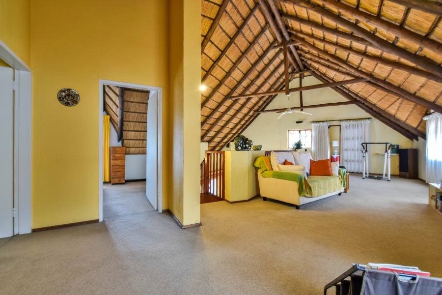 4 Bedroom Property for Sale in Wapadrand Gauteng