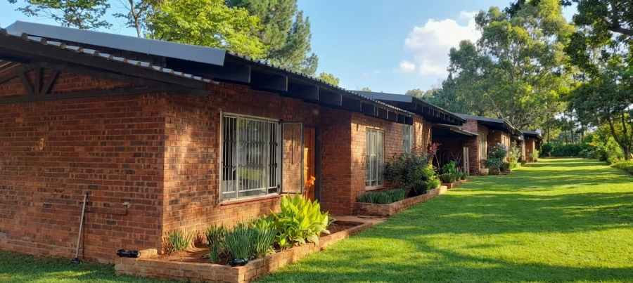 2 Bedroom Property for Sale in Grootfontein Ah Gauteng