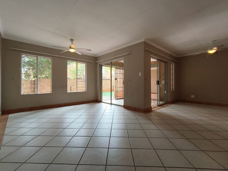 3 Bedroom Property for Sale in Equestria Gauteng