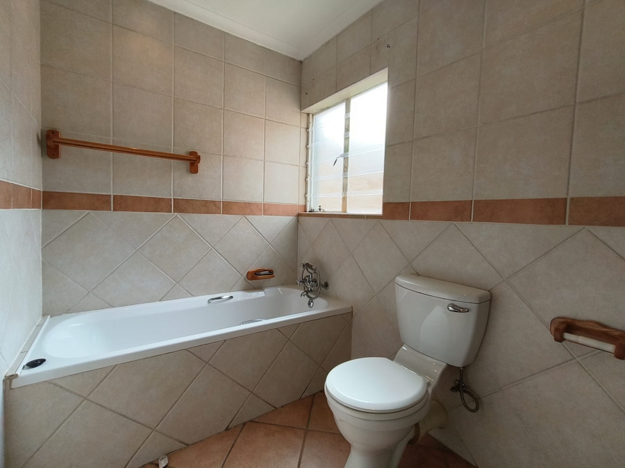 3 Bedroom Property for Sale in Equestria Gauteng