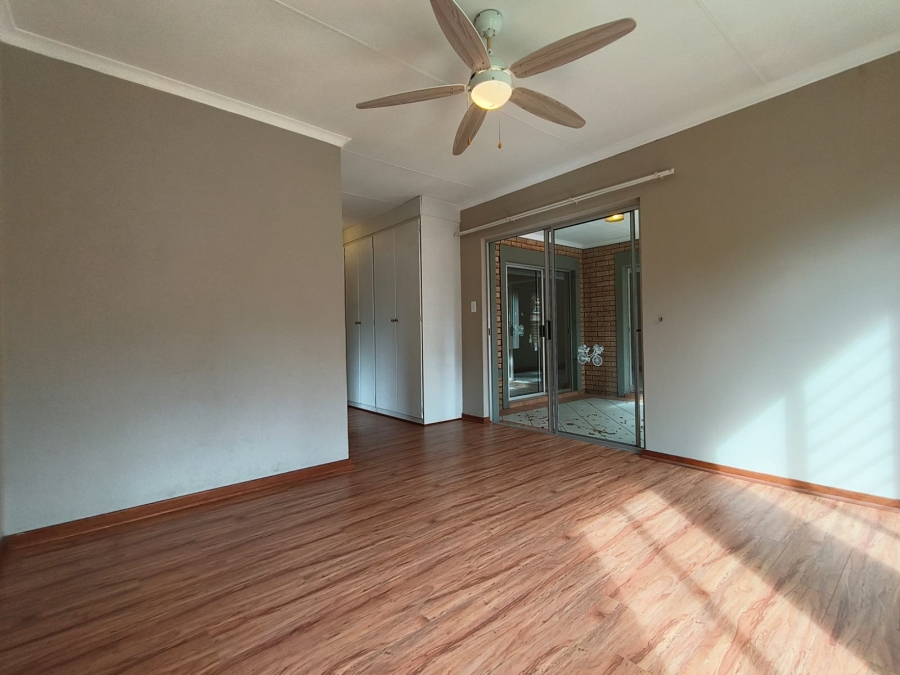 3 Bedroom Property for Sale in Equestria Gauteng