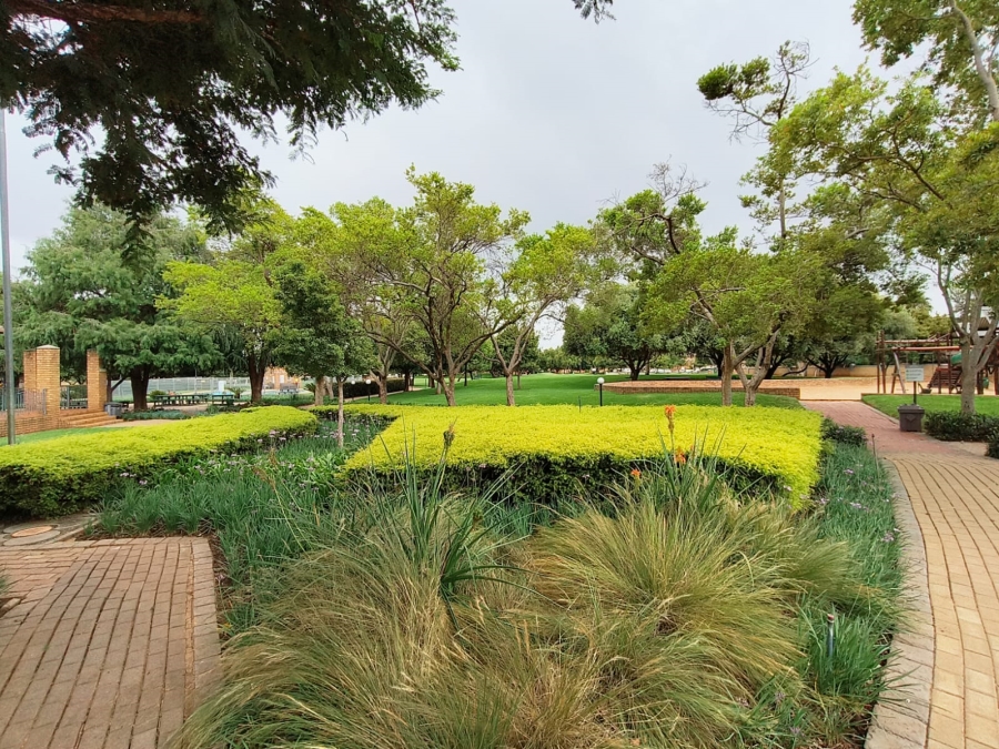 3 Bedroom Property for Sale in Equestria Gauteng