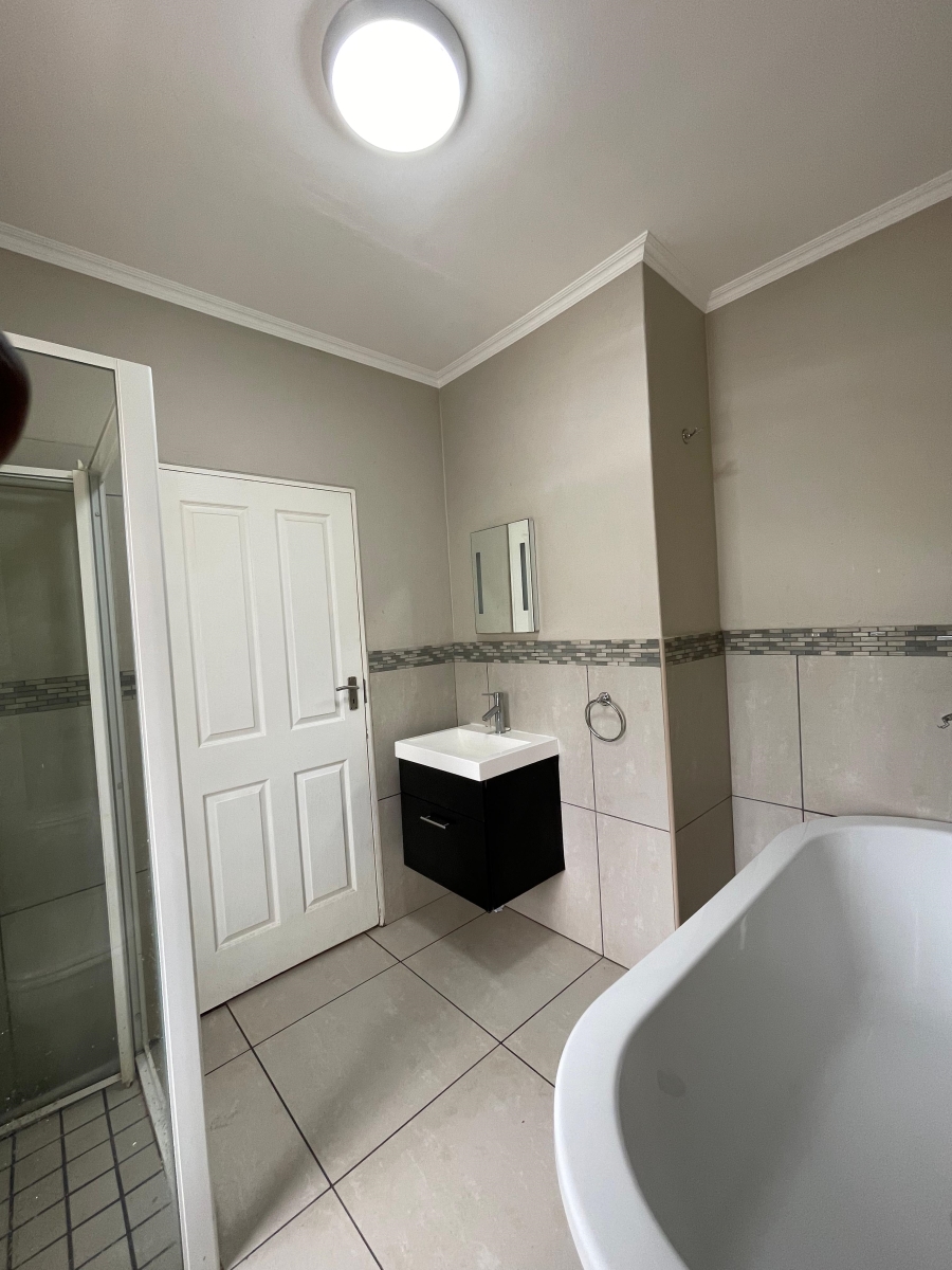 3 Bedroom Property for Sale in Northgate Gauteng