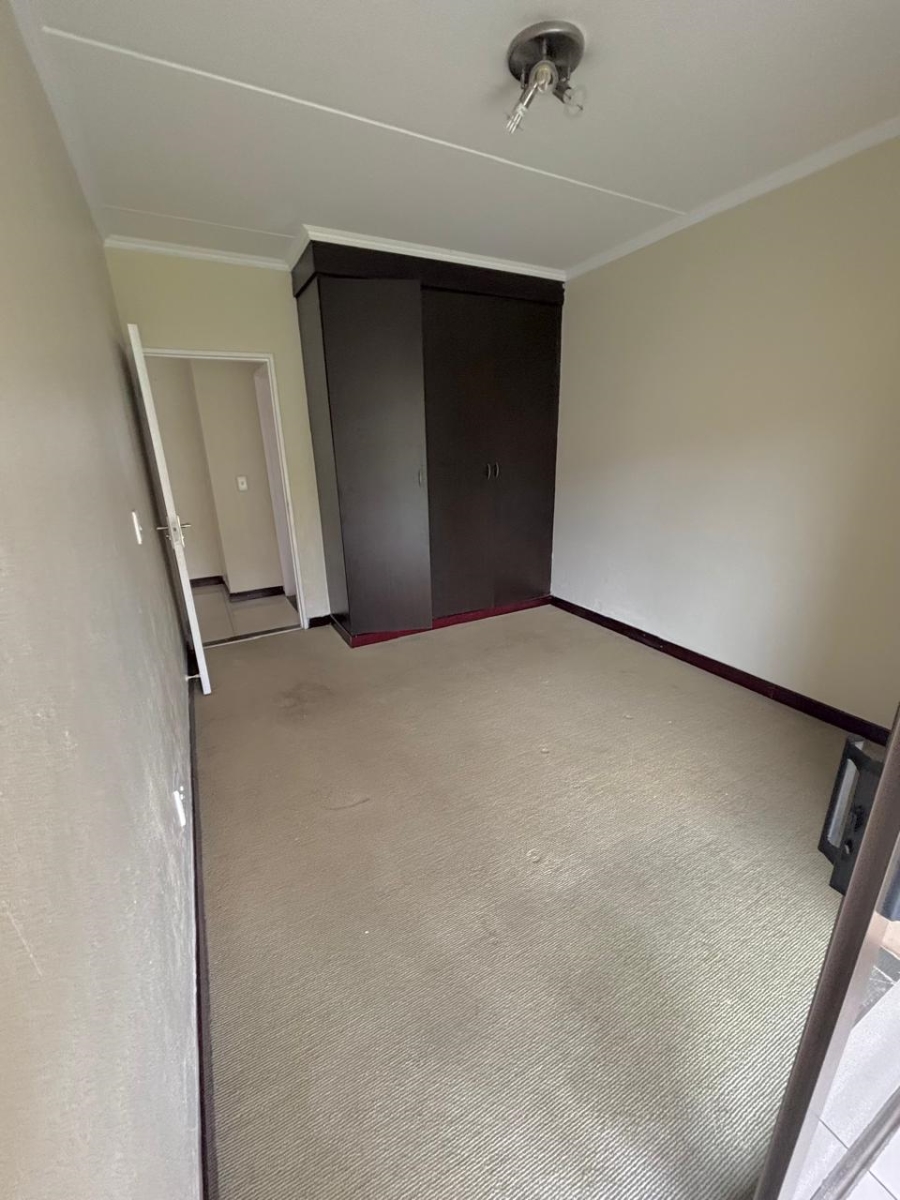 1 Bedroom Property for Sale in Carlswald Gauteng