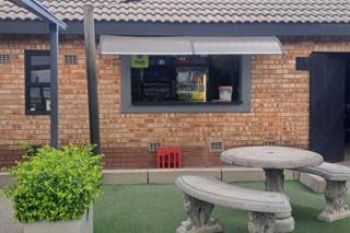 1 Bedroom Property for Sale in Noordwyk Gauteng