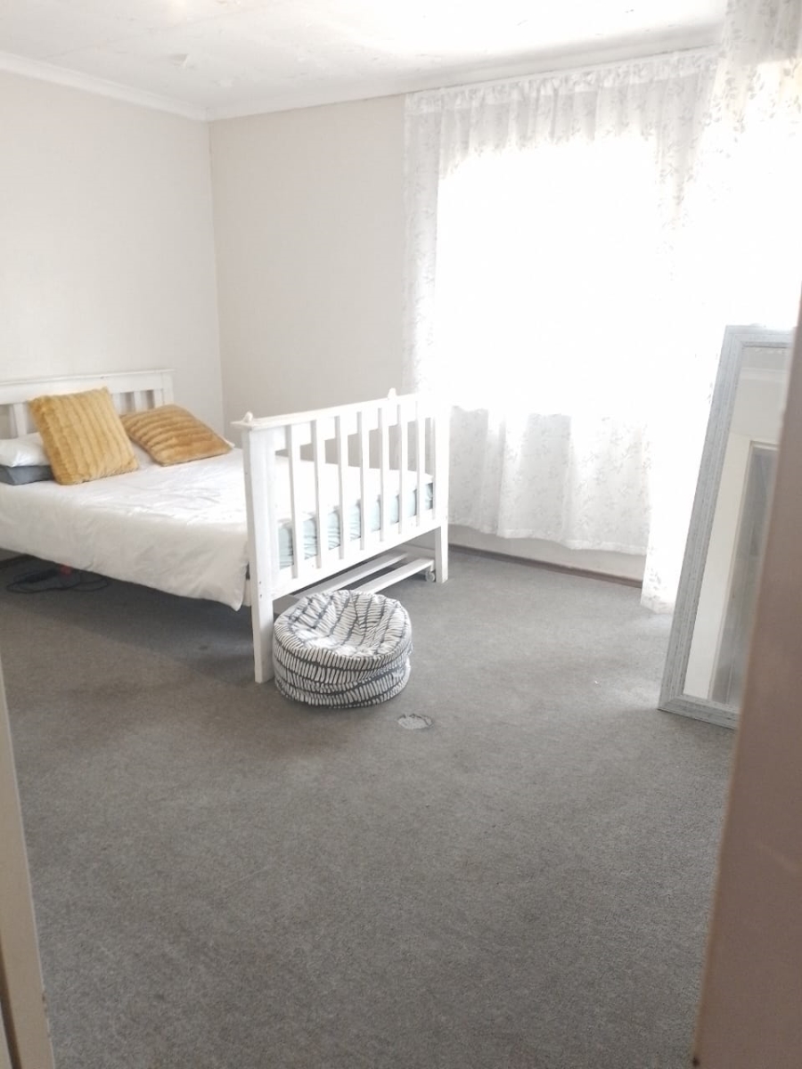 2 Bedroom Property for Sale in Noordwyk Gauteng