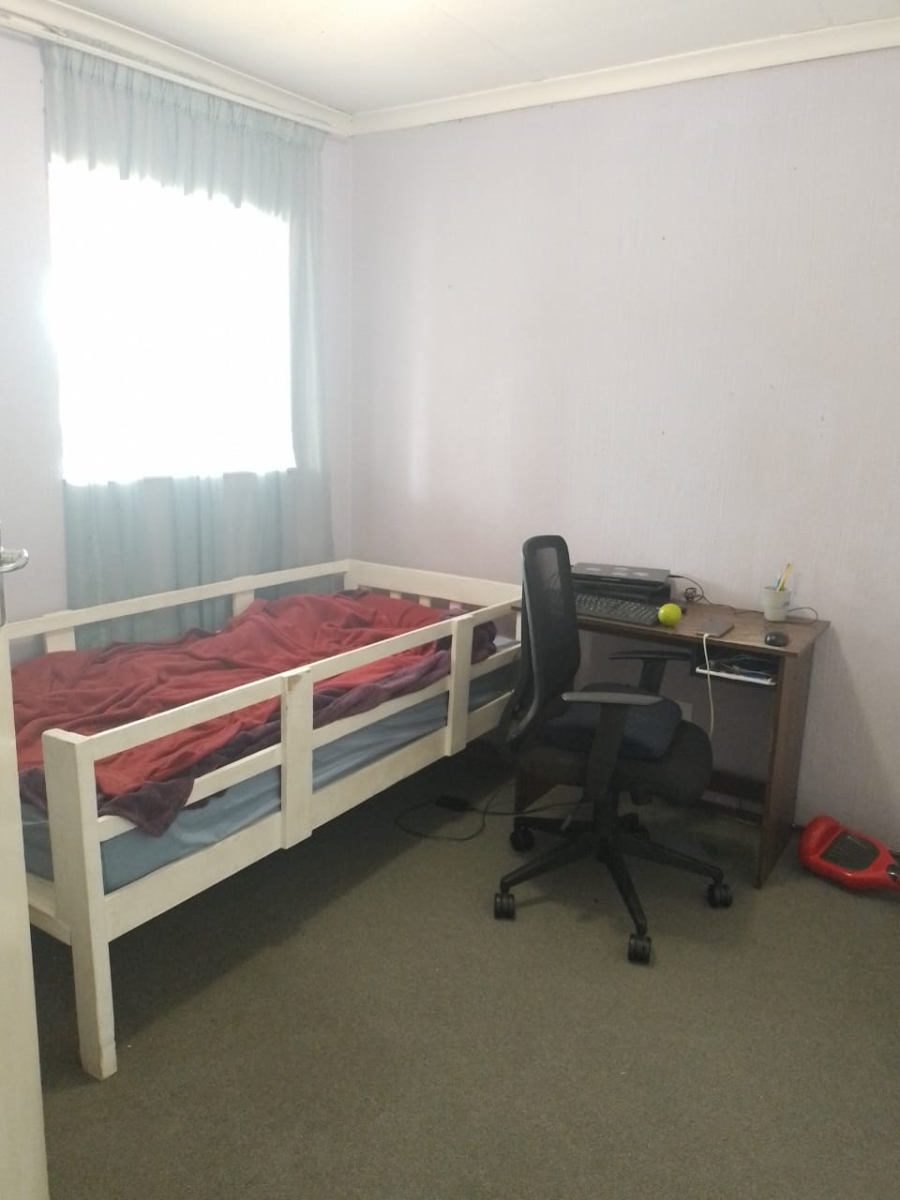 2 Bedroom Property for Sale in Noordwyk Gauteng