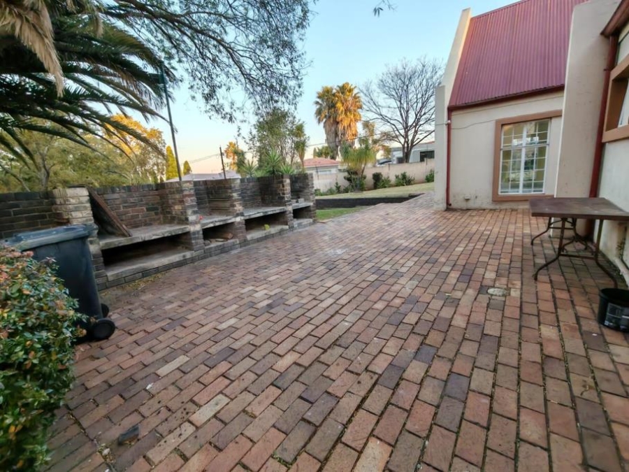 2 Bedroom Property for Sale in Noordwyk Gauteng