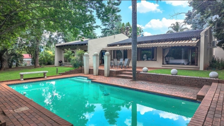 5 Bedroom Property for Sale in Northcliff Gauteng