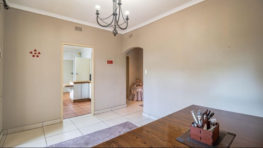 5 Bedroom Property for Sale in Northcliff Gauteng