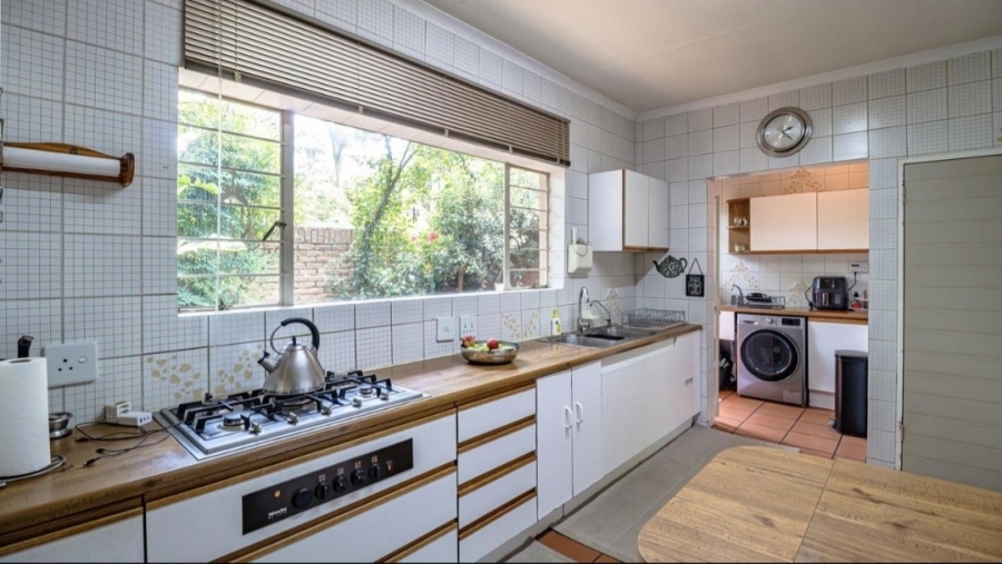 5 Bedroom Property for Sale in Northcliff Gauteng