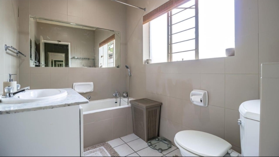 5 Bedroom Property for Sale in Northcliff Gauteng