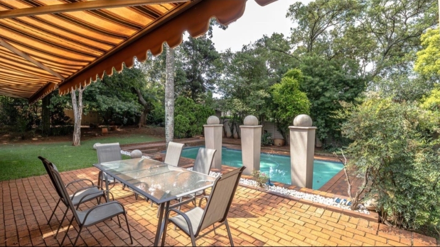 5 Bedroom Property for Sale in Northcliff Gauteng