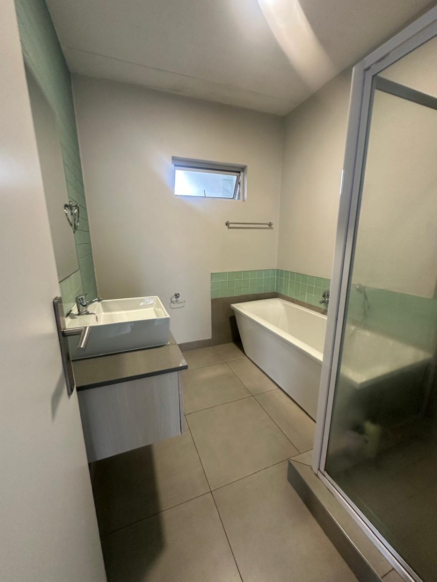 To Let 2 Bedroom Property for Rent in Paulshof Gauteng