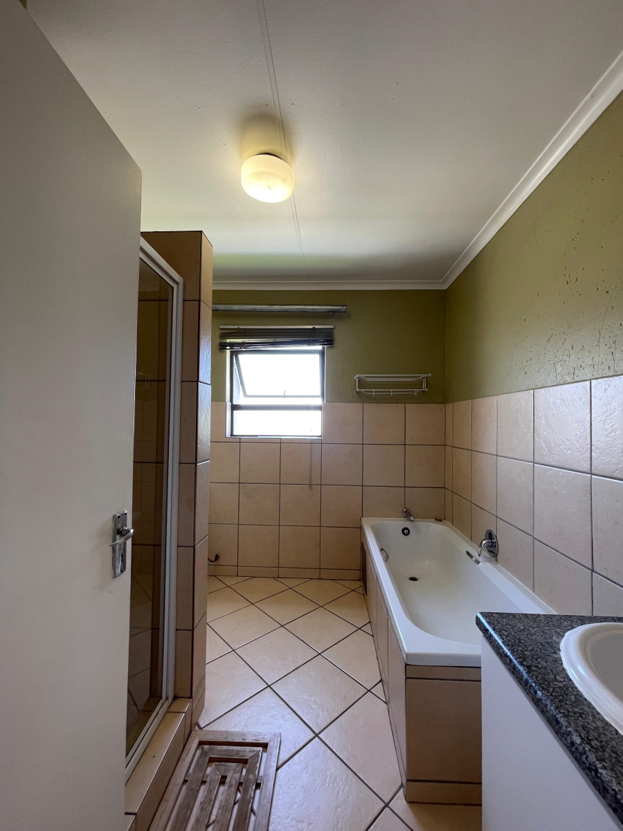 2 Bedroom Property for Sale in Northgate Gauteng