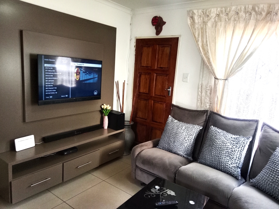 3 Bedroom Property for Sale in Windmill Park Gauteng