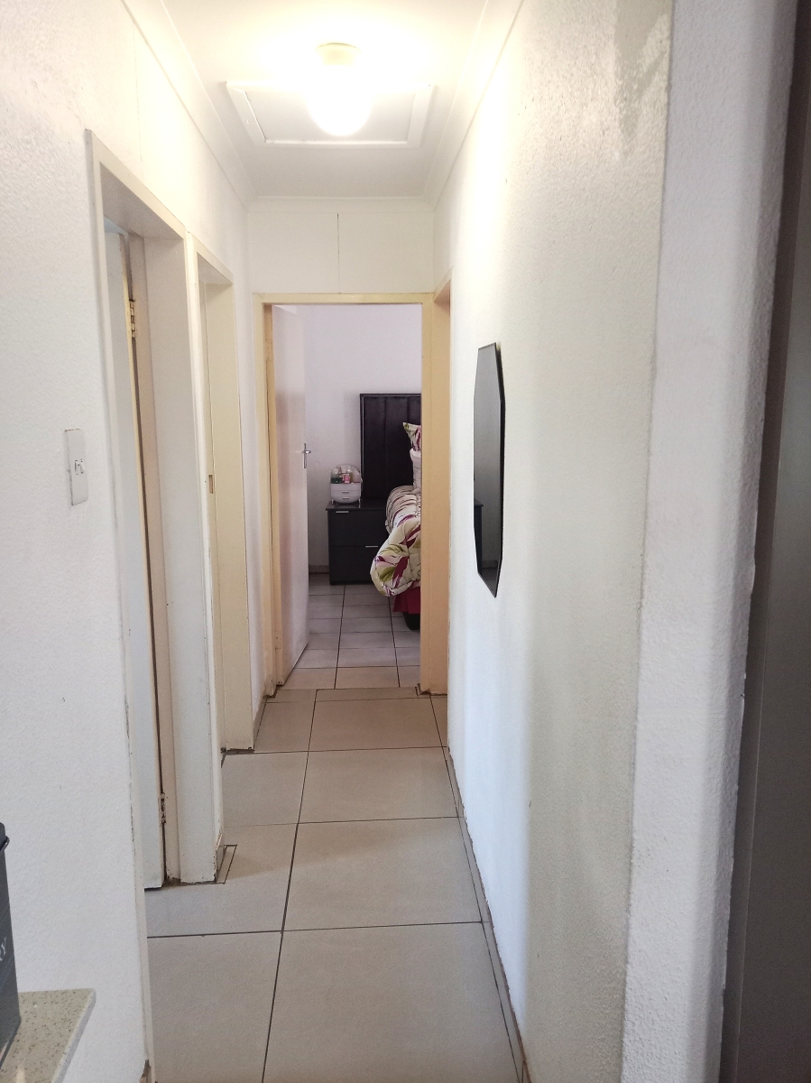 3 Bedroom Property for Sale in Windmill Park Gauteng