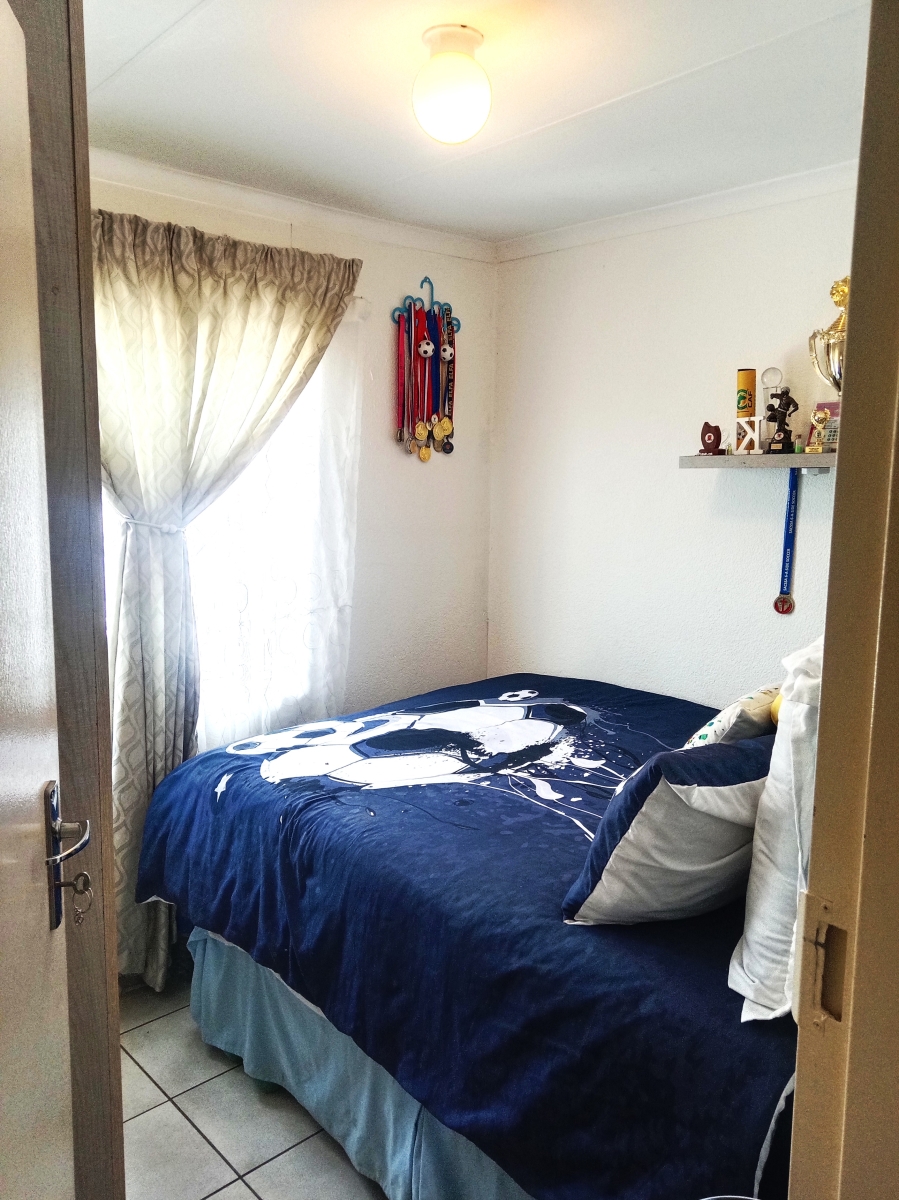 3 Bedroom Property for Sale in Windmill Park Gauteng