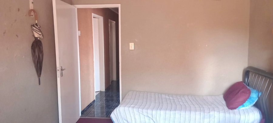 3 Bedroom Property for Sale in Dawn Park Gauteng