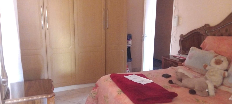 3 Bedroom Property for Sale in Dawn Park Gauteng