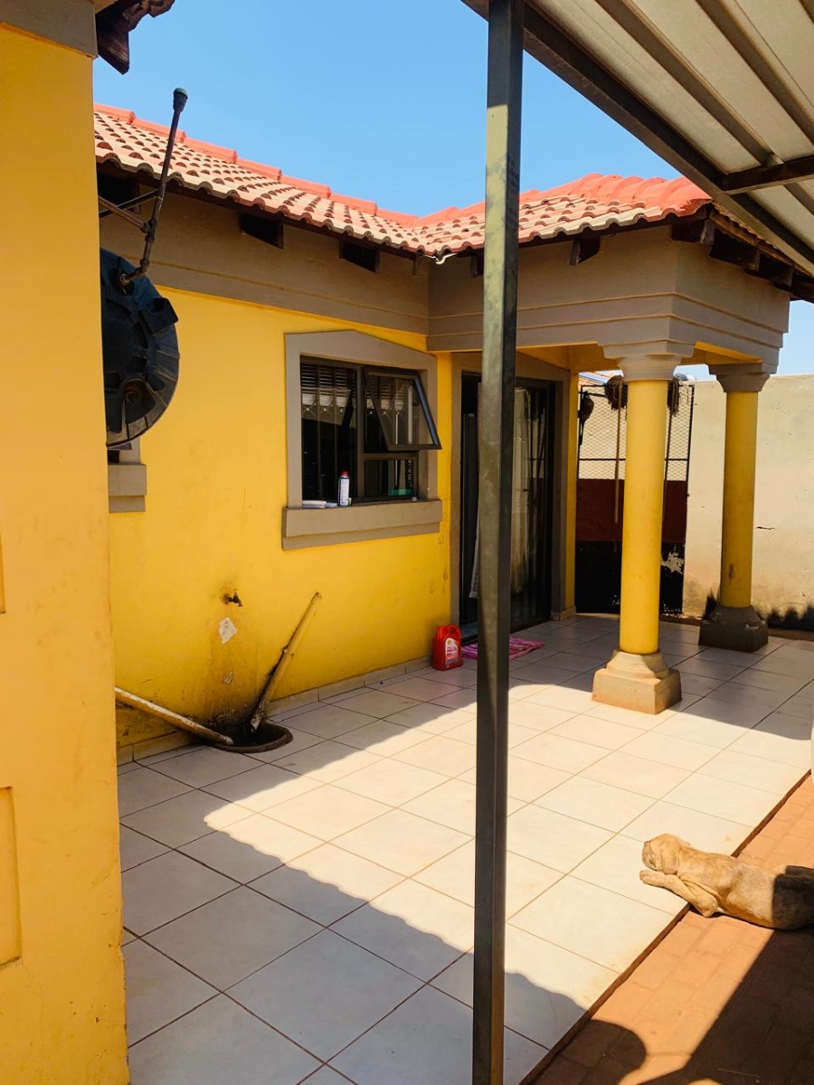 2 Bedroom Property for Sale in Villa Liza Gauteng