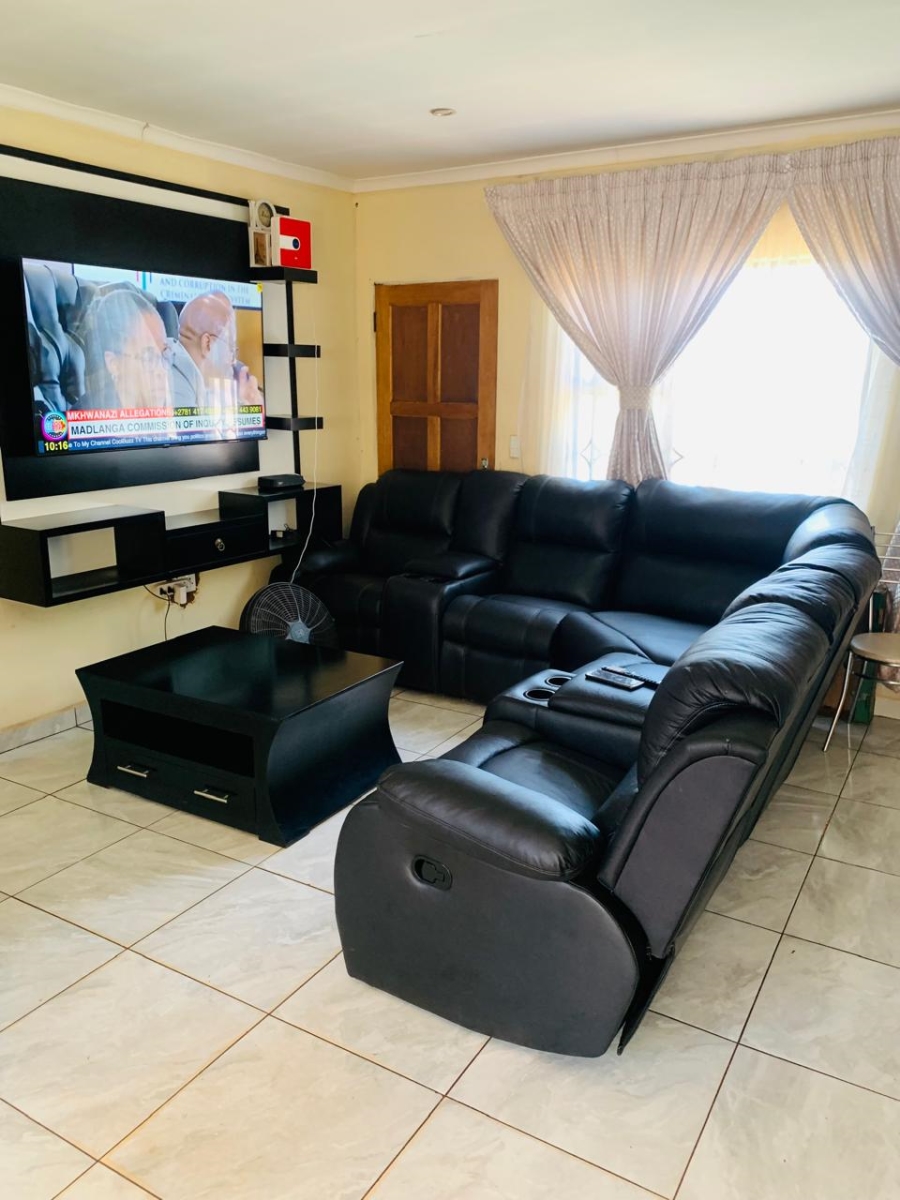 2 Bedroom Property for Sale in Villa Liza Gauteng